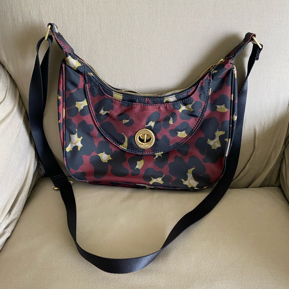 Bagallini “Oslo” Small Hobo Bag -  Scarlett Cheetah- Like New!